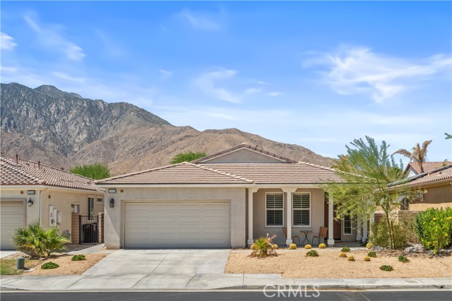 Detail Gallery Image 1 of 48 For 3555 Cliffrose Trl, Palm Springs,  CA 92262 - 2 Beds | 2 Baths