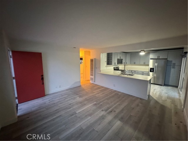 Detail Gallery Image 4 of 23 For 431 Hamilton St #B,  Costa Mesa,  CA 92627 - 2 Beds | 1 Baths