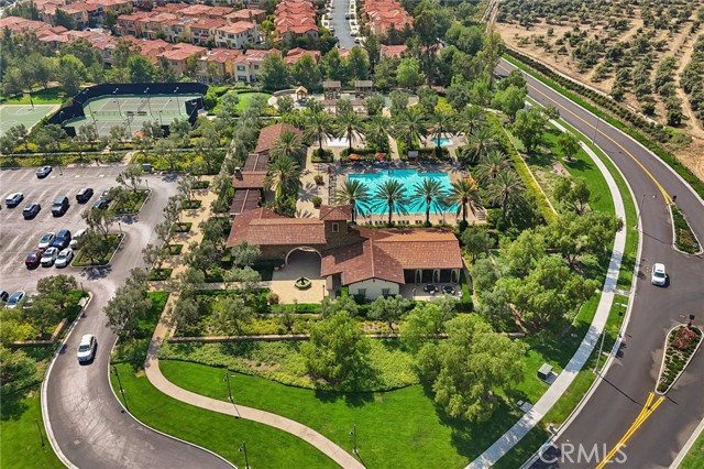 2 Lowland, Irvine CA: https://media.crmls.org/medias/d8a52b6c-296d-4b83-9d6e-1dad15e24b87.jpg