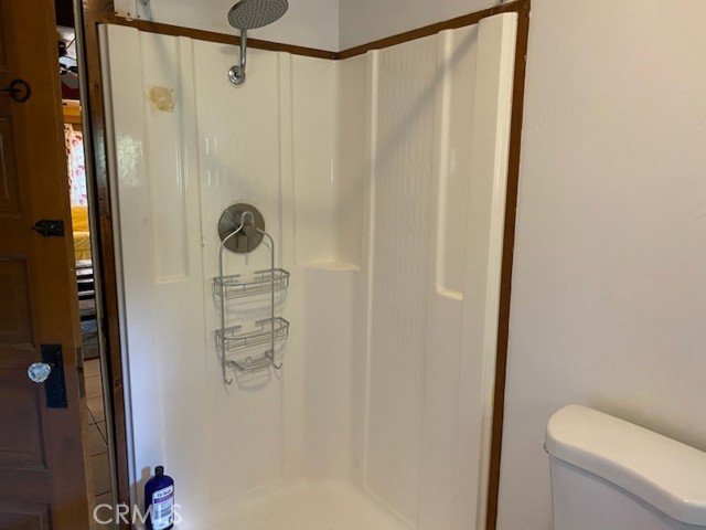 544 Community Drive, Lake Arrowhead CA: https://media.crmls.org/medias/d8a60fba-e95f-45e2-a887-05d9f6deabcd.jpg