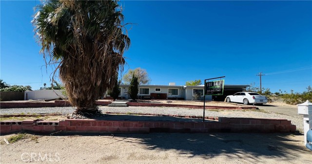 Detail Gallery Image 1 of 25 For 72915 Siesta Dr, Twentynine Palms,  CA 92277 - 3 Beds | 2 Baths