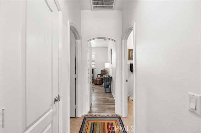 Detail Gallery Image 21 of 64 For 520 Olazabal, Hemet,  CA 92545 - 3 Beds | 3 Baths