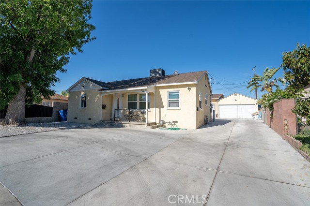 7663 Shadyglade Avenue photo 2