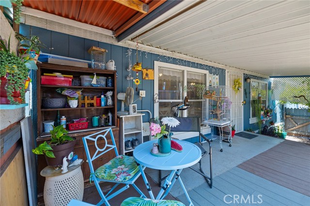 1097 N State Street, Hemet CA: https://media.crmls.org/medias/d8a7ba90-8625-4cfc-a7b3-41d01db06bea.jpg