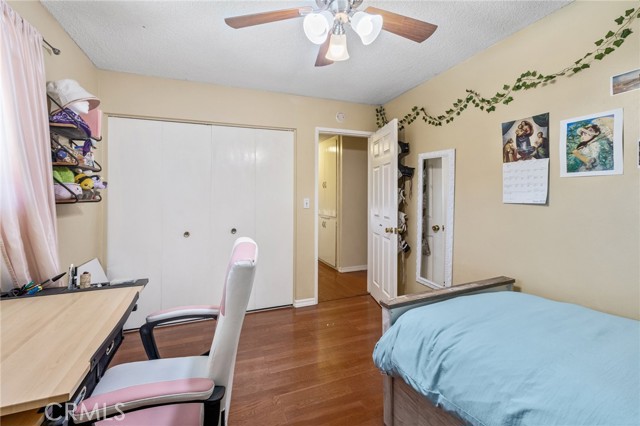 5644 Wadsworth Avenue, Highland CA: https://media.crmls.org/medias/d8a7f3bf-4365-4b76-ae1a-2af289a9624c.jpg