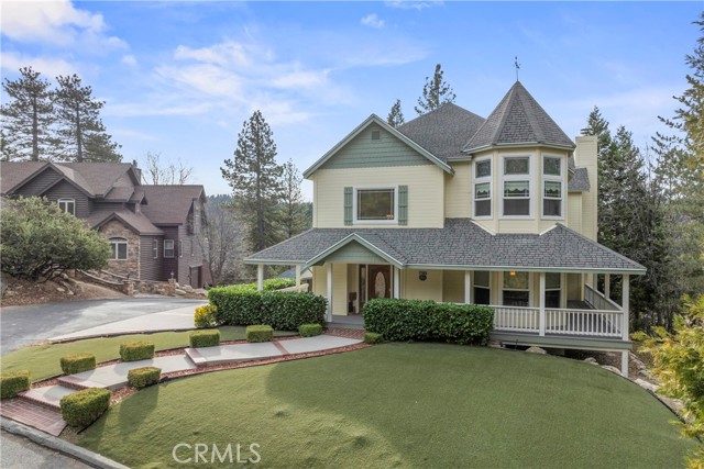 Detail Gallery Image 4 of 70 For 27601 Cedarwood Drive, Lake Arrowhead,  CA 92352 - 4 Beds | 3 Baths