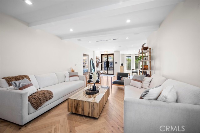 Detail Gallery Image 7 of 43 For 7911 Hillrose St, Sunland,  CA 91040 - 4 Beds | 3 Baths