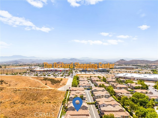 27620 Desert Gold Court, Murrieta CA: https://media.crmls.org/medias/d8a8bae8-57fd-4961-a8cf-0fe0e7272df7.jpg