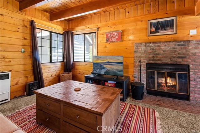 Detail Gallery Image 10 of 25 For 39273 Peak Ln, Big Bear Lake,  CA 92315 - 3 Beds | 2 Baths