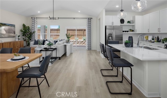 Detail Gallery Image 7 of 21 For 3425 Kellie Ave, Rosamond,  CA 93560 - 4 Beds | 3 Baths