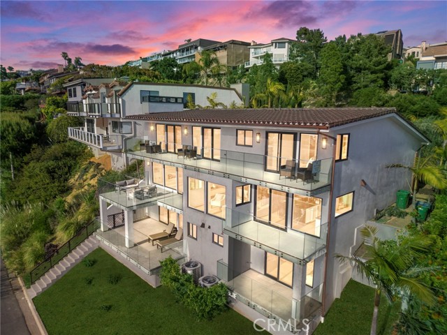Detail Gallery Image 52 of 53 For 723 Balboa Ave, Laguna Beach,  CA 92651 - 4 Beds | 4/1 Baths