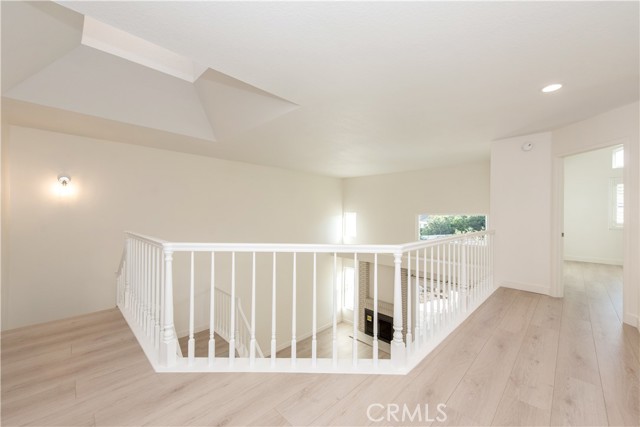 45 Cedarlake, Irvine CA: https://media.crmls.org/medias/d8a9d297-86fa-49d0-a050-0698daa8dbaf.jpg