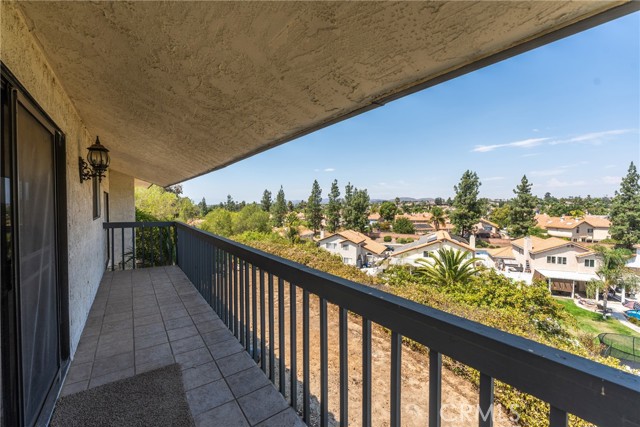 Detail Gallery Image 27 of 56 For 30276 via Val Verde, Temecula,  CA 92591 - 4 Beds | 2 Baths