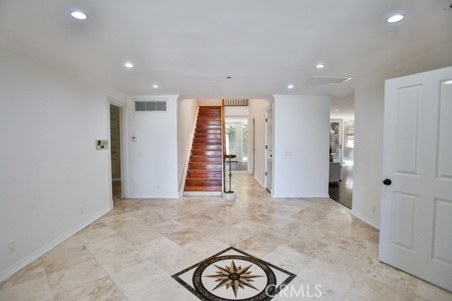 16802 Kamalii Drive, Huntington Beach CA: https://media.crmls.org/medias/d8aa50ec-5f5a-48d7-9e66-a59e04d1c9f9.jpg