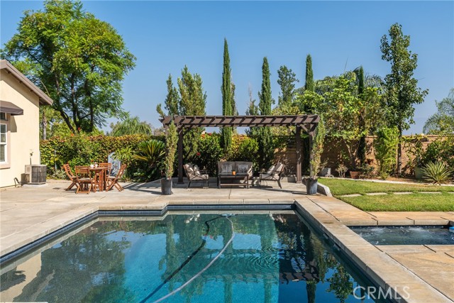Detail Gallery Image 52 of 69 For 1435 Patricia Dr, Redlands,  CA 92373 - 4 Beds | 3 Baths