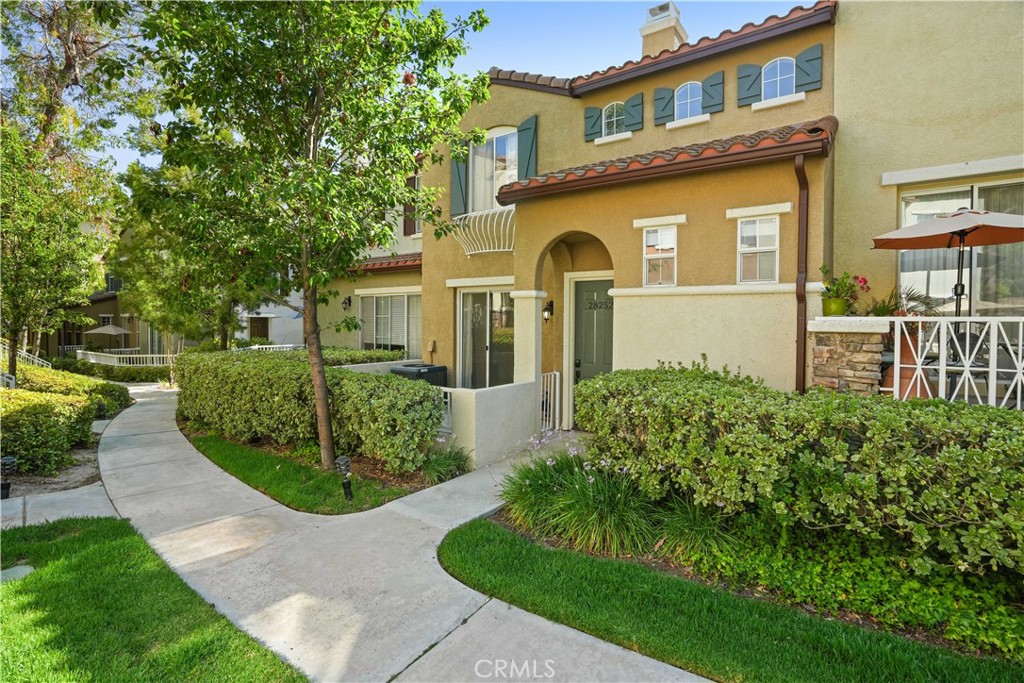 28252 Canterbury Court