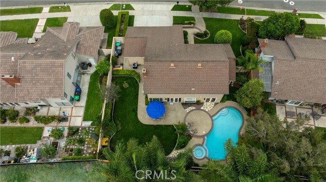 6230 E Bryce Avenue, Orange CA: https://media.crmls.org/medias/d8ab0b16-c961-4f66-88e9-9234ac5e6313.jpg