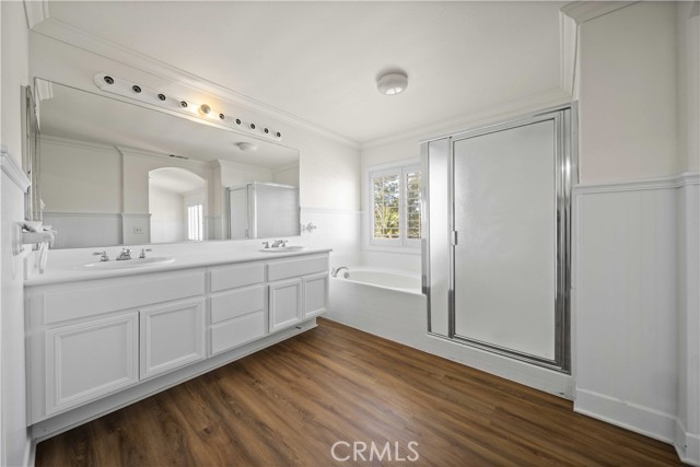 40225 Watford Way, Palmdale CA: https://media.crmls.org/medias/d8ac9735-c53a-4b03-9817-26f3d6ccfcaf.jpg