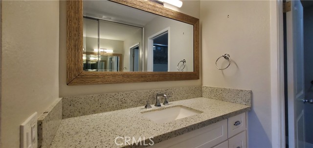 2353 Via Mariposa W, Laguna Woods CA: https://media.crmls.org/medias/d8ae4ed7-c551-4597-b1a4-6f429600acf6.jpg