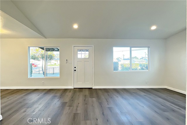 Detail Gallery Image 9 of 23 For 20723 Norwalk Bld, Lakewood,  CA 90715 - 3 Beds | 1 Baths