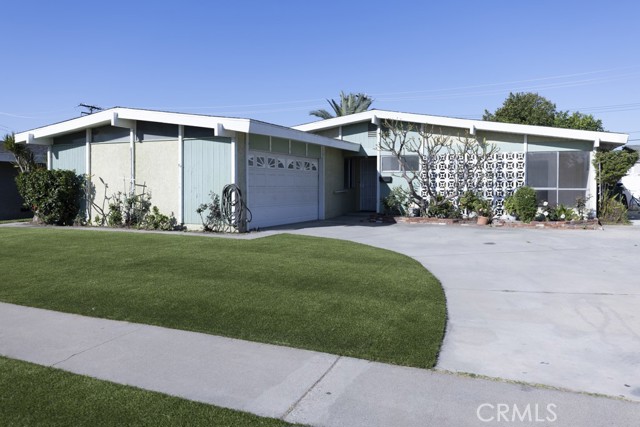 Front Image Thumbnail for CROC26060143