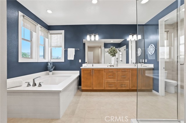 7 Alienta Lane, Rancho Mission Viejo CA: https://media.crmls.org/medias/d8afbafd-da7a-41b4-8902-4c32761165f2.jpg