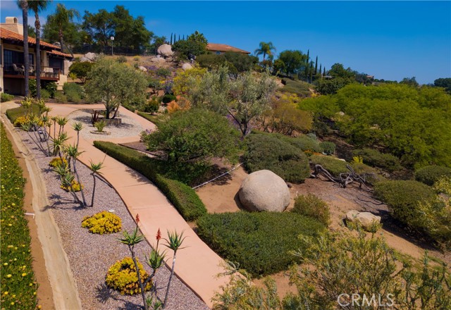 28306 Crescent Hill Way, Escondido CA: https://media.crmls.org/medias/d8b0aaa3-5ff2-4539-8a34-026e9fa357a8.jpg