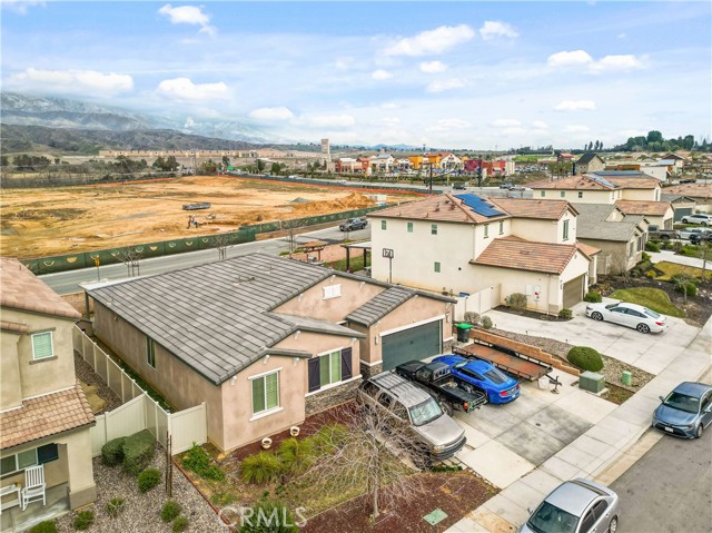 Detail Gallery Image 1 of 27 For 1056 Poinsettia Cir, Calimesa,  CA 92320 - 4 Beds | 2 Baths