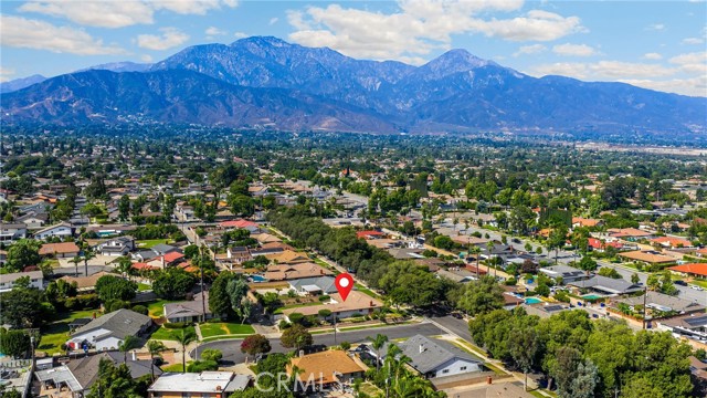 1753 N Albright Avenue, Upland CA: https://media.crmls.org/medias/d8b143e4-d81e-4c5b-827e-fd9873a8298e.jpg