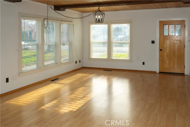 Detail Gallery Image 7 of 39 For 614 Lane, Yreka,  CA 96097 - 3 Beds | 2 Baths