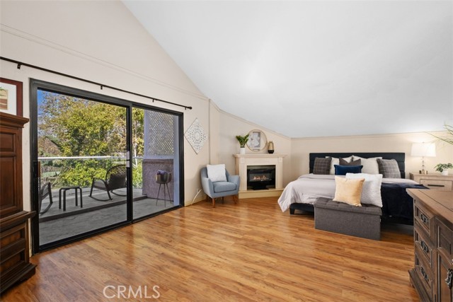 Image 10 of 28 For 1945 Sundance