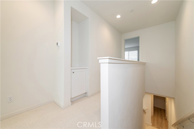 Detail Gallery Image 23 of 34 For 155 Frame, Irvine,  CA 92618 - 3 Beds | 3/1 Baths