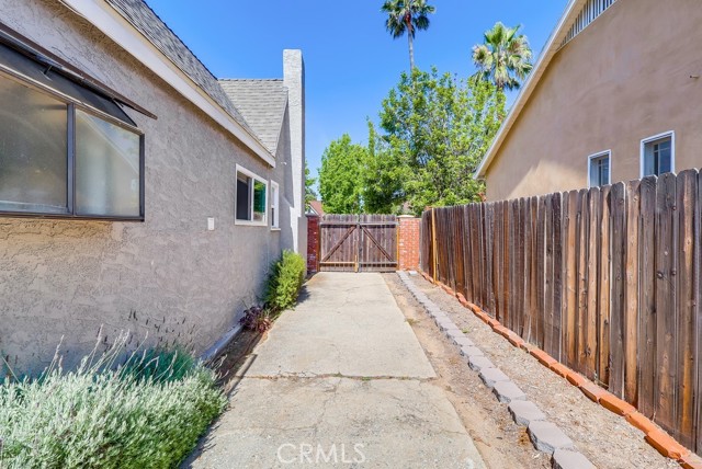 Detail Gallery Image 44 of 59 For 1402 N Oxford Ave, Pasadena,  CA 91104 - 2 Beds | 1 Baths