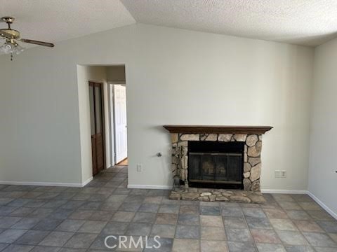 Detail Gallery Image 3 of 33 For 10970 Merino, Apple Valley,  CA 92308 - 3 Beds | 2 Baths