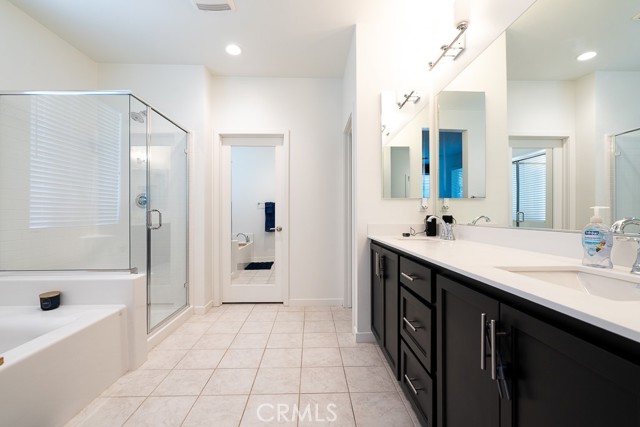 Detail Gallery Image 21 of 55 For 28819 Callisto Ct, Menifee,  CA 92586 - 6 Beds | 4 Baths