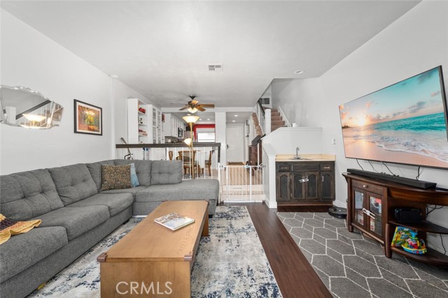 Detail Gallery Image 16 of 50 For 308 Molokai Dr, Placentia,  CA 92870 - 2 Beds | 2/1 Baths