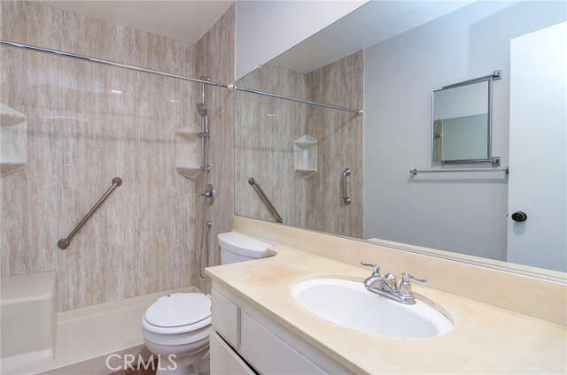 8777 Coral Springs Court, Huntington Beach CA: https://media.crmls.org/medias/d8b70b47-8ab4-4b28-b69f-fa4701d15c51.jpg