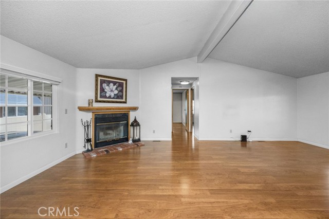 Detail Gallery Image 11 of 35 For 235 S Beach #75,  Anaheim,  CA 92804 - 3 Beds | 2 Baths