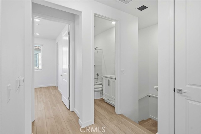 Detail Gallery Image 18 of 29 For 9329 via Azul, Pico Rivera,  CA 90660 - 3 Beds | 3 Baths