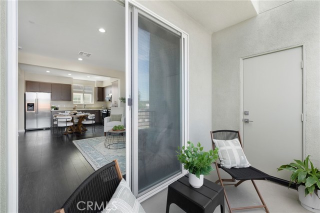 Detail Gallery Image 5 of 39 For 168 N Orange Ave, Brea,  CA 92821 - 3 Beds | 3/1 Baths