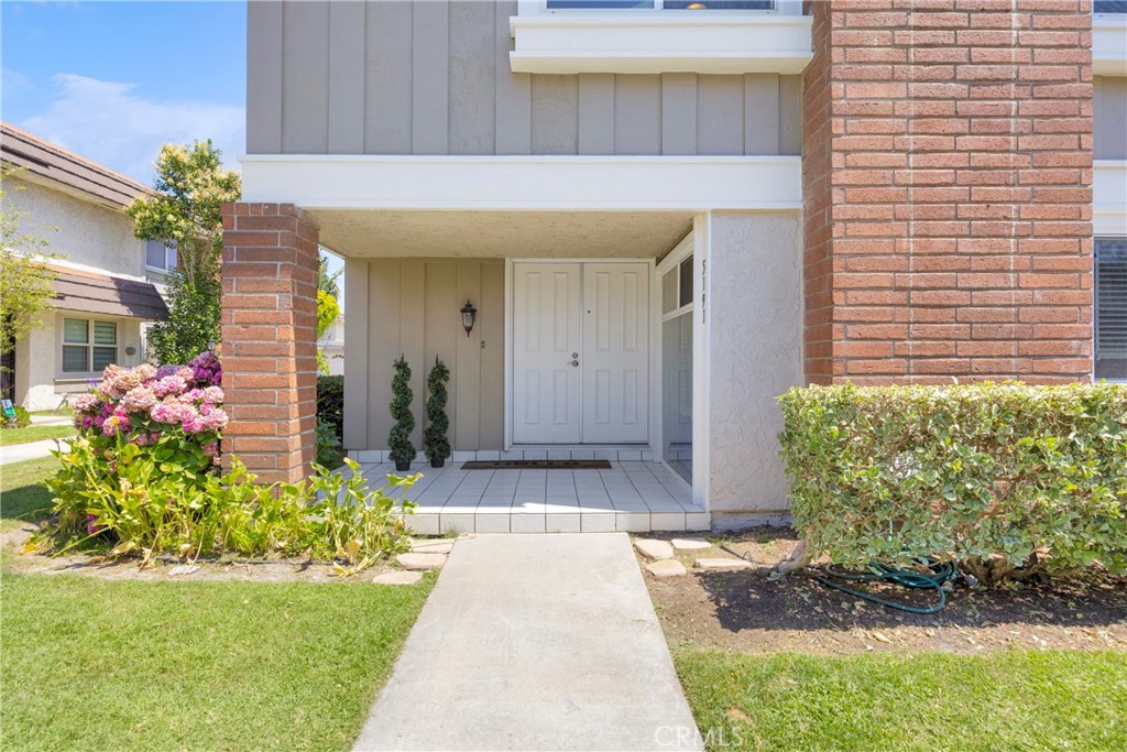 MLS #OC26138528 image #1