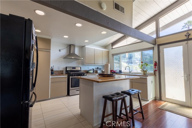 Detail Gallery Image 8 of 24 For 2510 Cloudcrest, Riverside,  CA 92507 - 3 Beds | 2 Baths