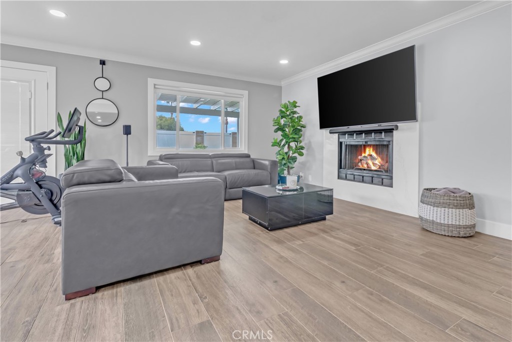 MLS #DW25195783 image #14