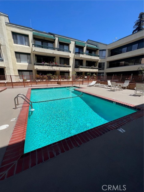 435 S La Fayette Park Place # 119, Los Angeles, California 90057, 2 Bedrooms Bedrooms, ,2 BathroomsBathrooms,Residential Lease,For Rent,435 S La Fayette Park Place # 119,CRWS23036914