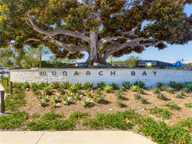 409 Monarch Bay Drive, Dana Point CA: https://media.crmls.org/medias/d8ba57b1-4d4a-444d-808c-7a5f6042e6c3.jpg
