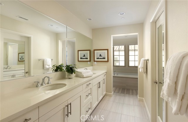 Detail Gallery Image 12 of 70 For 125 via Murcia, San Clemente,  CA 92672 - 3 Beds | 3 Baths