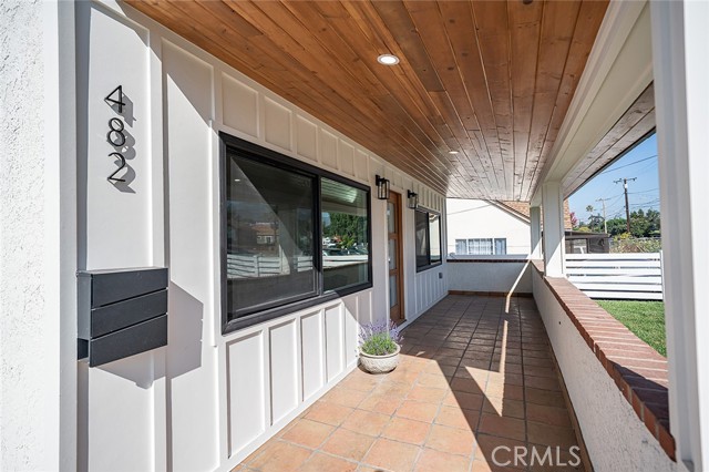 Detail Gallery Image 2 of 37 For 482 Mountain View St, Altadena,  CA 91001 - 3 Beds | 1/1 Baths