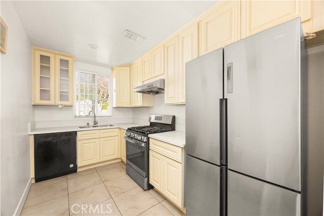 Detail Gallery Image 14 of 38 For 2000 Fulton Ave, Monterey Park,  CA 91755 - 9 Beds | 6 Baths