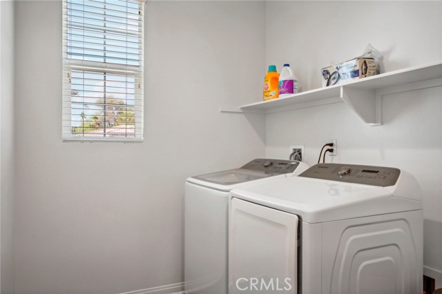 Detail Gallery Image 33 of 75 For 11257 Finders Ct, Corona,  CA 92883 - 5 Beds | 2/1 Baths