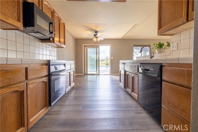 Detail Gallery Image 9 of 23 For 28891 Crystal Springs Ct, Coarsegold,  CA 93614 - 4 Beds | 2 Baths